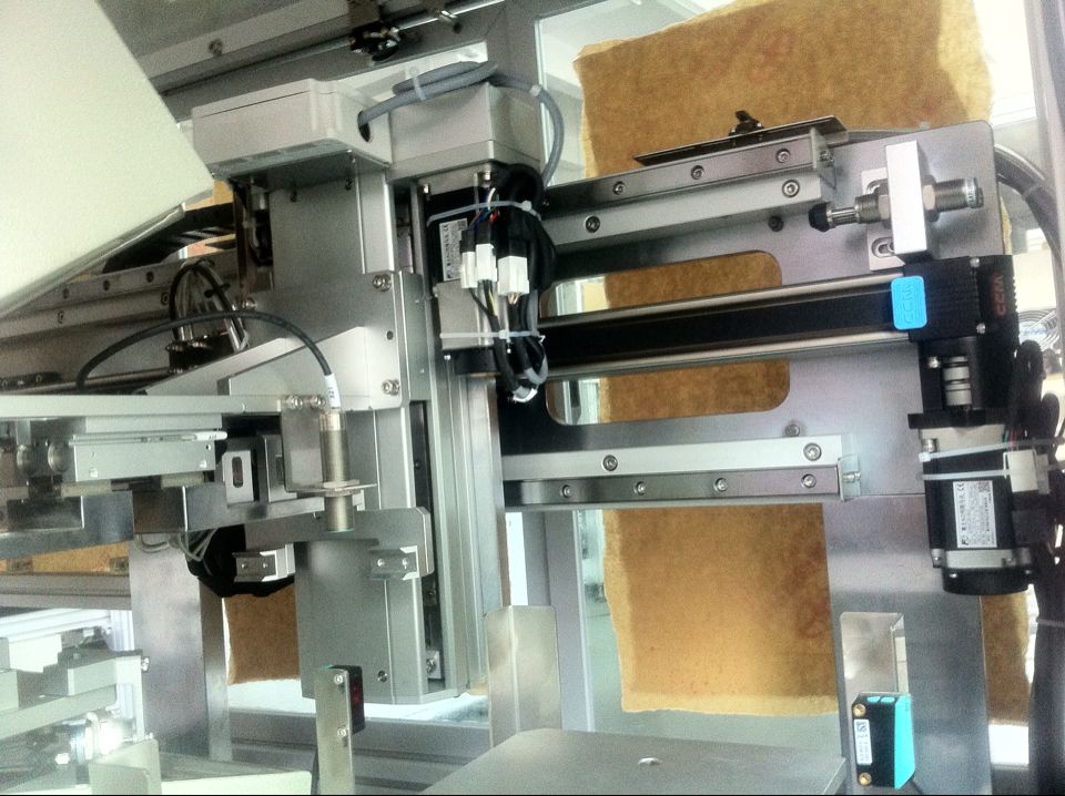 CCM直線驅(qū)動模組在工業(yè)機器上應用二