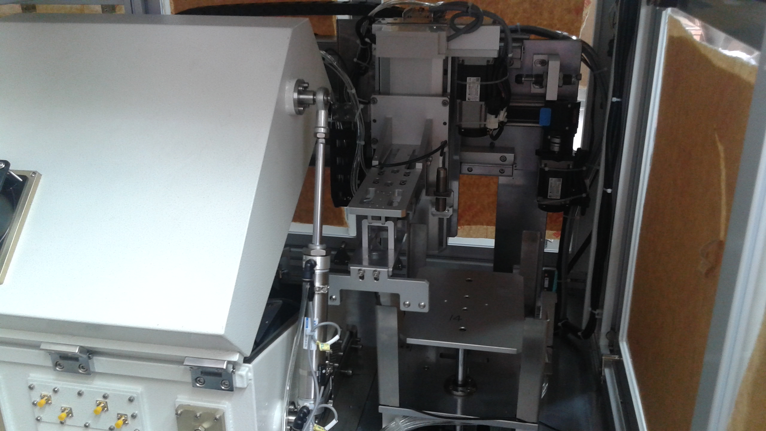 CCM直線驅(qū)動模組在工業(yè)機器上應用四